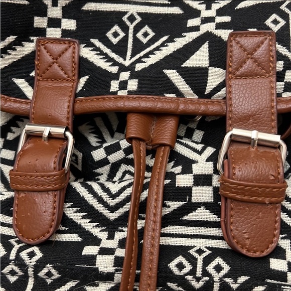 Calypso Studios Tribal Print Drawstring Backpack - Picture 9 of 10